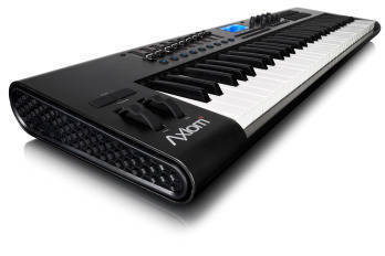 M-Audio Axiom 61 MIDIキーボード　used M-Audio Axiom - 61 Key - USB Midi Controller | Long & McQuade
